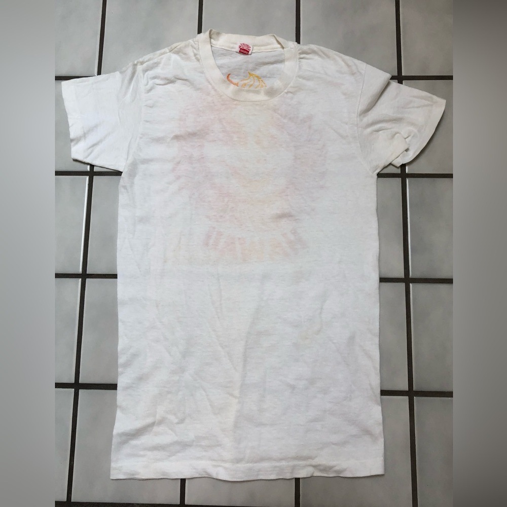 1972 Dated Artwork Vintage Hawaii T-shirt Cream Colored - Picture 3 of 8